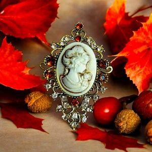 Cream Cameo Rhinestone Brooch